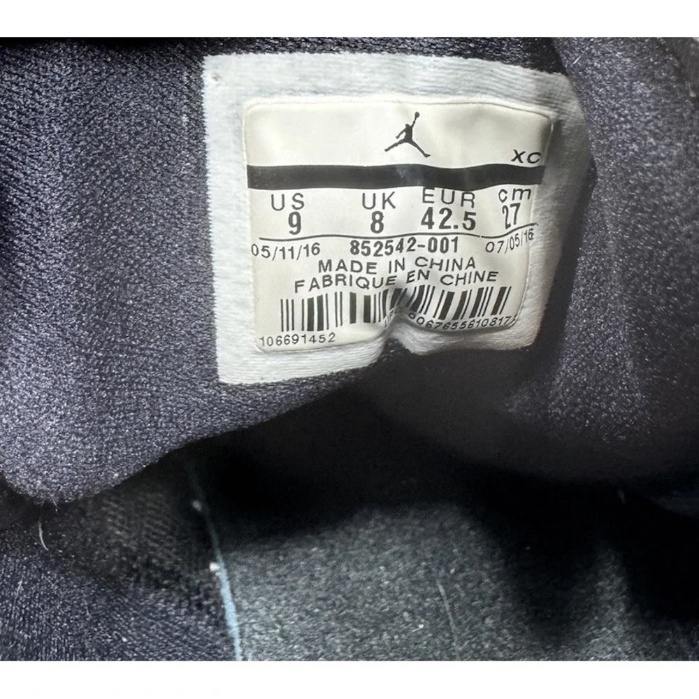 Air Jordan 1 Mid Premium Winterized Black Grey 852542-001‎ Men's Size 9 Shoes